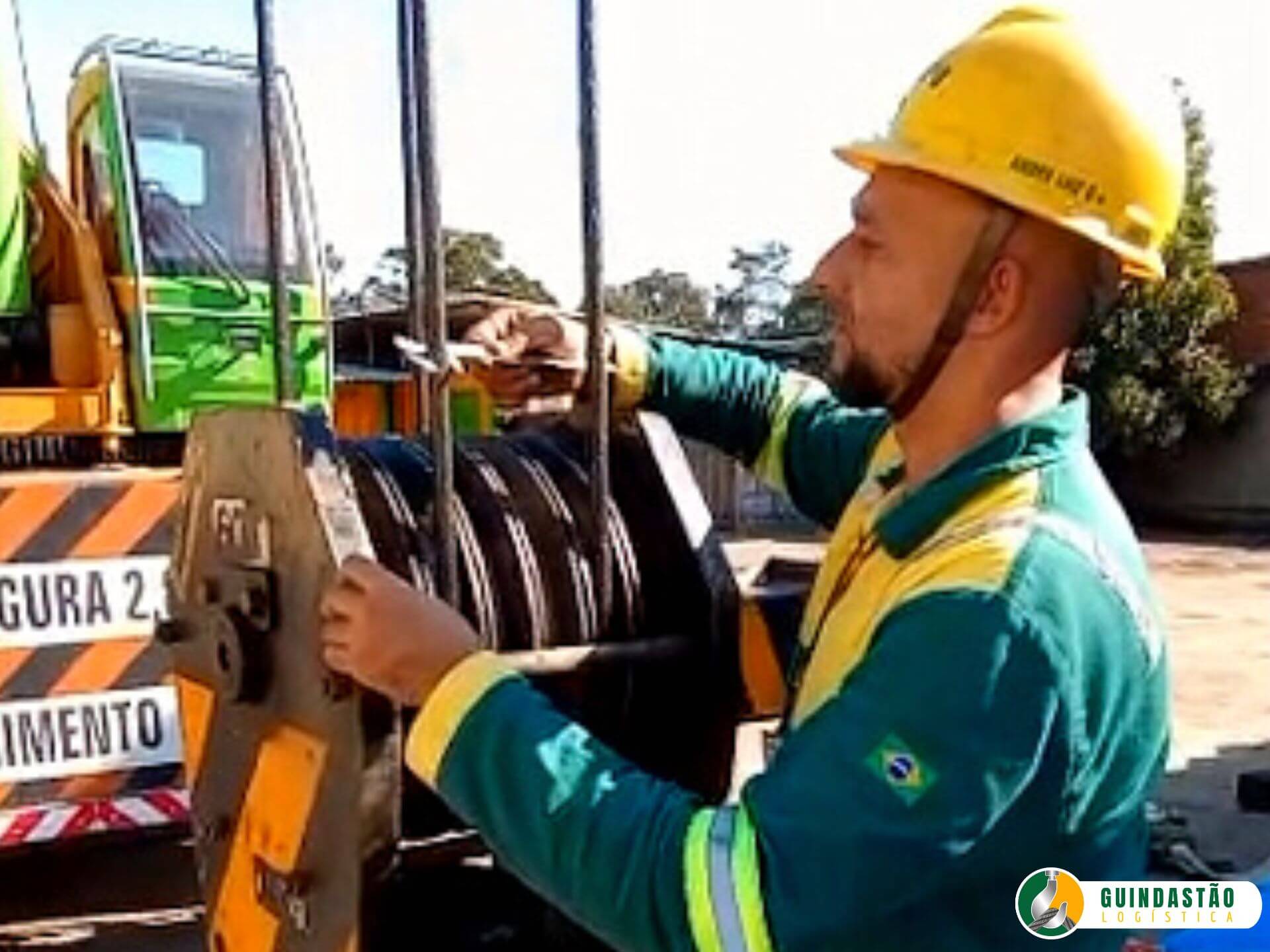 Manutenção Preventiva - Cabos de aço são inspecionados constantemente